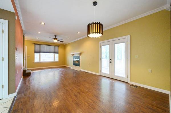 611 W Circle DR, Broken Bow, OK 74728