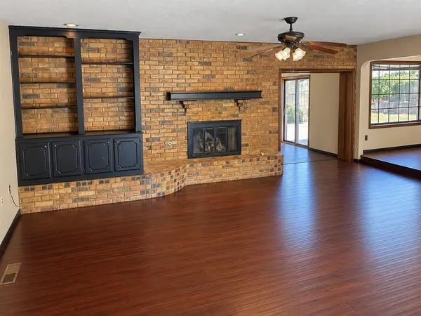 2515 Thomas CIR, Clinton, OK 73601