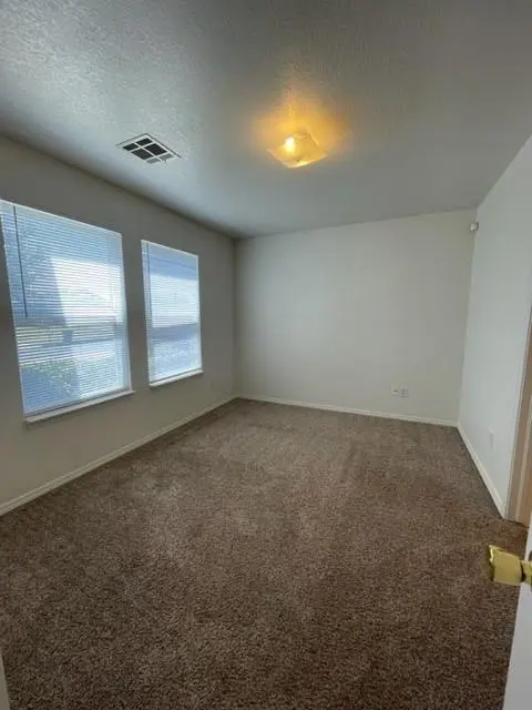 421 Poppy LN, Norman, OK 73069