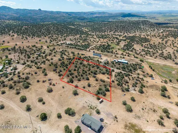 106c E Spring Water Dr, Paulden, AZ 86334