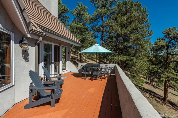 22594 Treetop LN, Golden, CO 80401