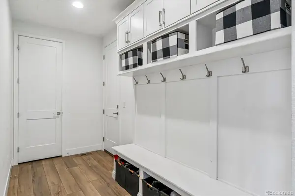 6924 Sunstrand CT, Castle Pines, CO 80108