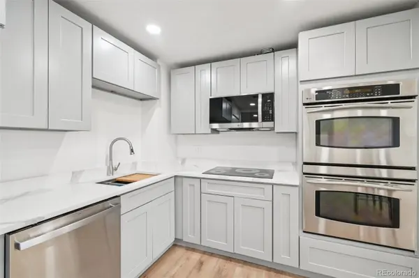 3131 E Alameda AVE #1203, Denver, CO 80209