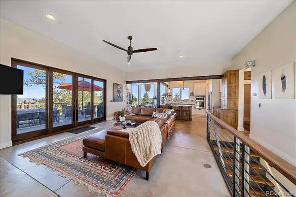 28645 Summit Ranch DR, Golden, CO 80401