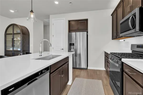 16743 W 93rd PL, Arvada, CO 80007