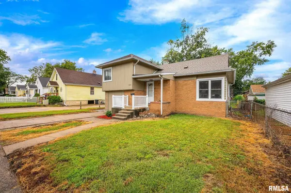 1403 S 9th ST, Pekin, IL 61554