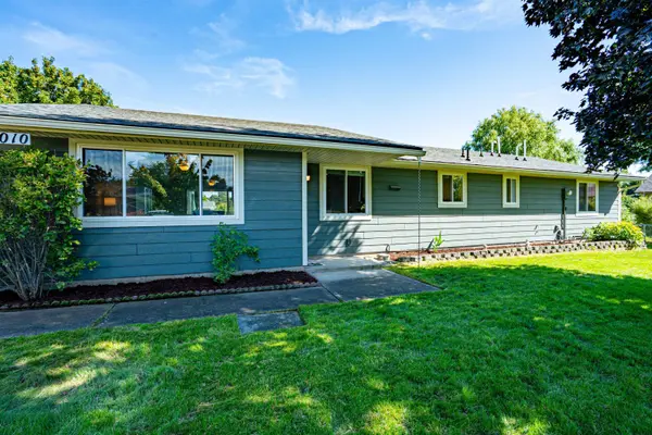 5010 N Tiara Ct, Otis Orchards, WA 99027