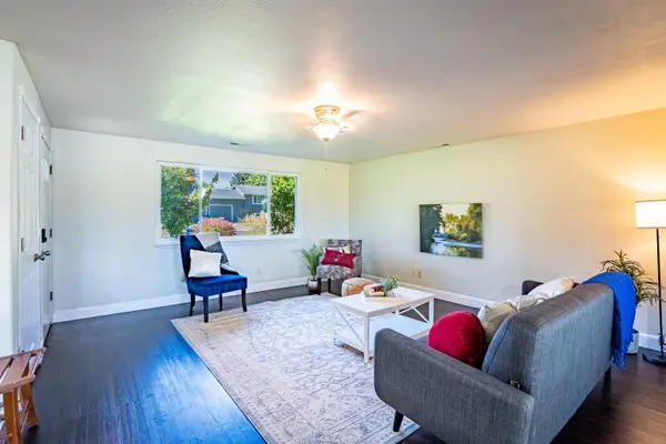 5010 N Tiara Ct, Otis Orchards, WA 99027