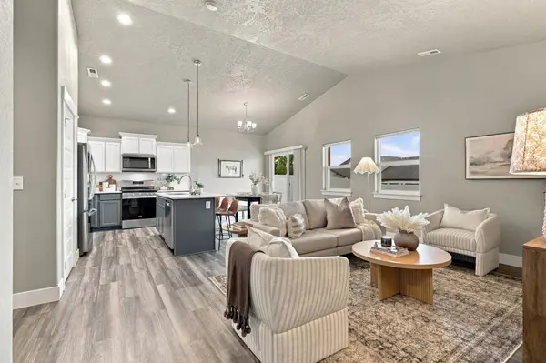 1604 E Marilyn Cir, Deer Park, WA 99006