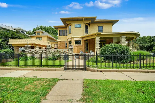 340 S 8th St, Salina, KS 67401