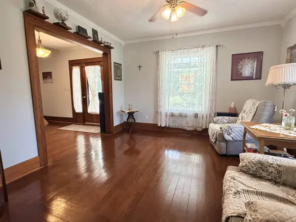 673 Walnut, Marion, KS 66861