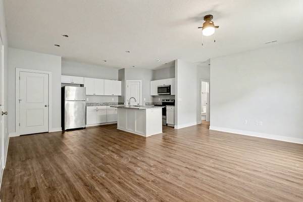 5229 N Cypress, Bel Aire, KS 67226