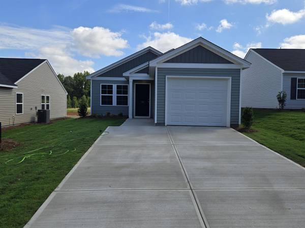 194 Cloverfield LN, Spartanburg, SC 29303
