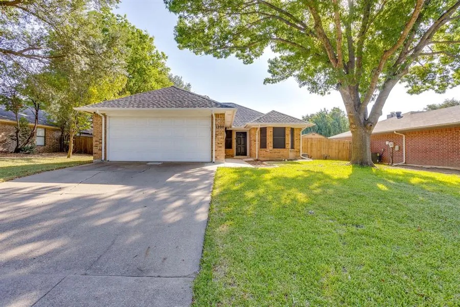 1200 Windy Meadows Drive, Burleson, TX 76028