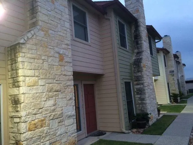 6900 E Riverside DR #27, Austin, TX 78741