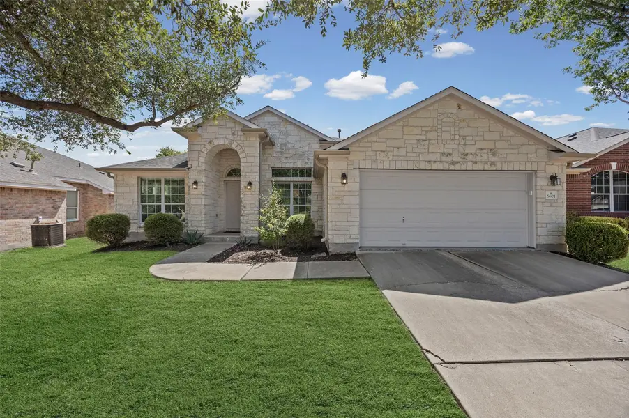 6801 Cromarty LN, Austin, TX 78754