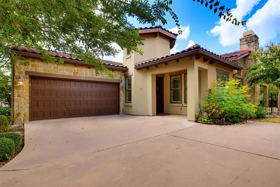 210 Versilia CIR, Lakeway, TX 78734