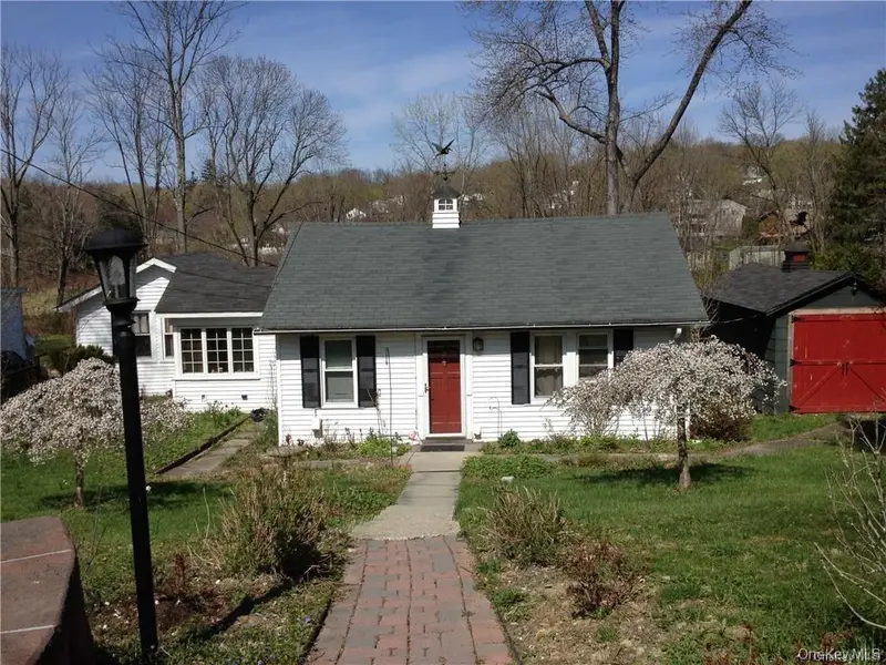 17 Brookside RD, Monroe, NY 10950