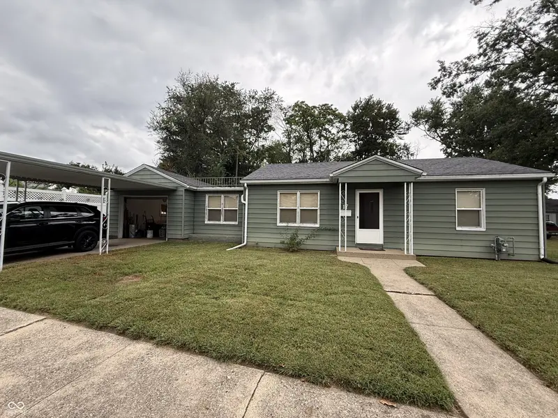 17 Marigold DR, Terre Haute, IN 47803