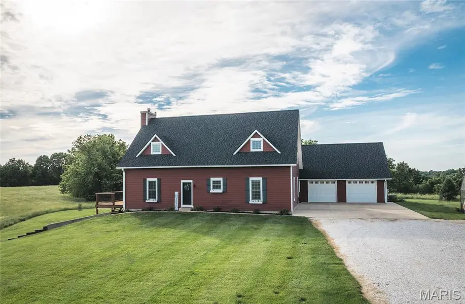 90 Jug Hollow RD, Hardin, IL 62047