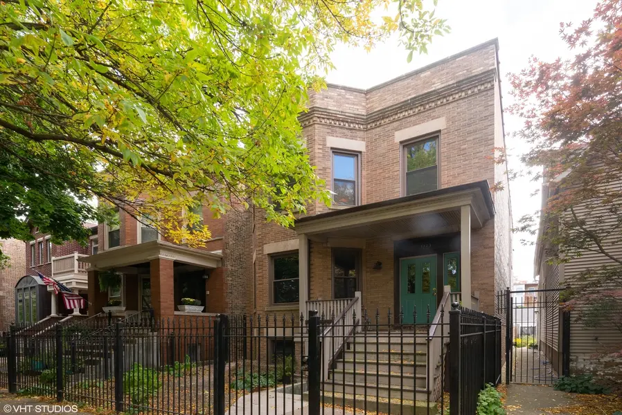 1723 W Balmoral AVE #1, Chicago, IL 60640