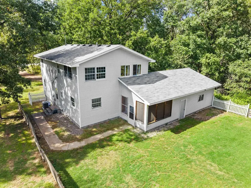 2488 Sunny Acres LN, Saint Croix Falls, WI 54024