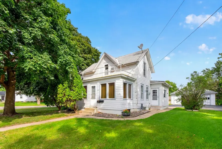 250 W Holly ST, Owatonna, MN 55060