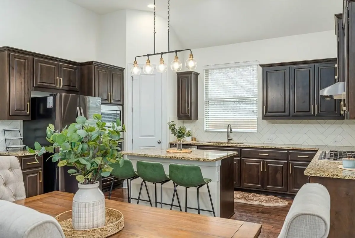 2421 Carretera DR, Leander, TX 78641