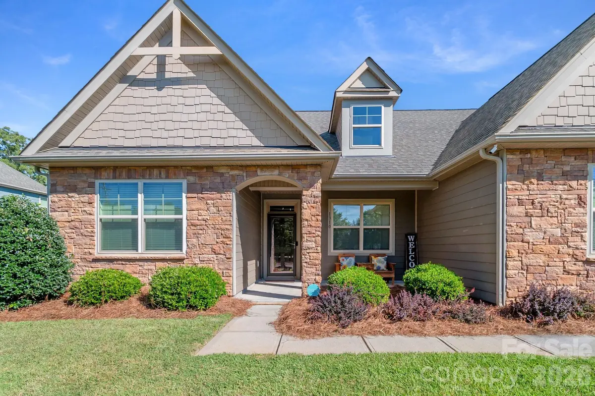 1310 Robinson Oaks DR, Gastonia, NC 28054