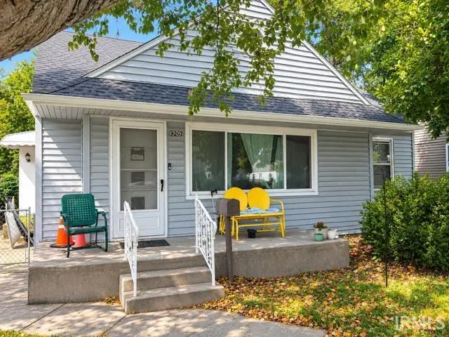 1305 N Kaley ST, South Bend, IN 46628
