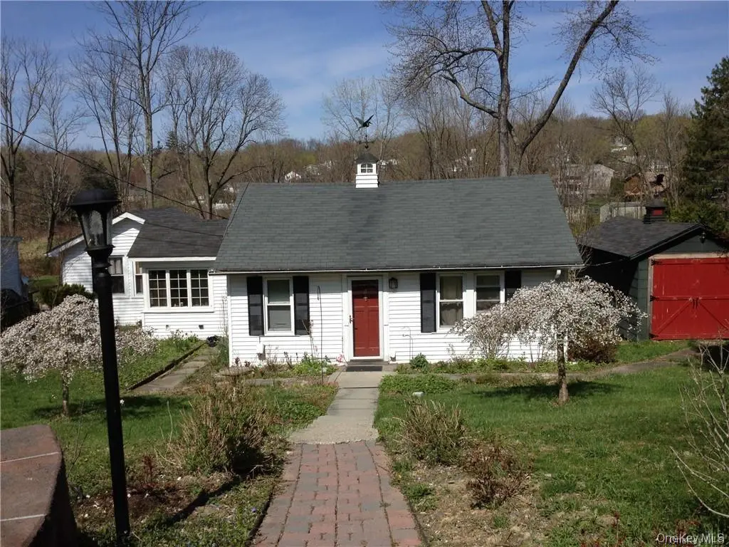 17 Brookside RD, Monroe, NY 10950