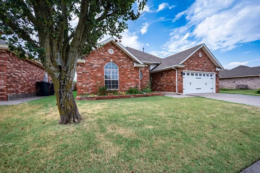 620 SW 154th PL, Oklahoma City, OK 73170