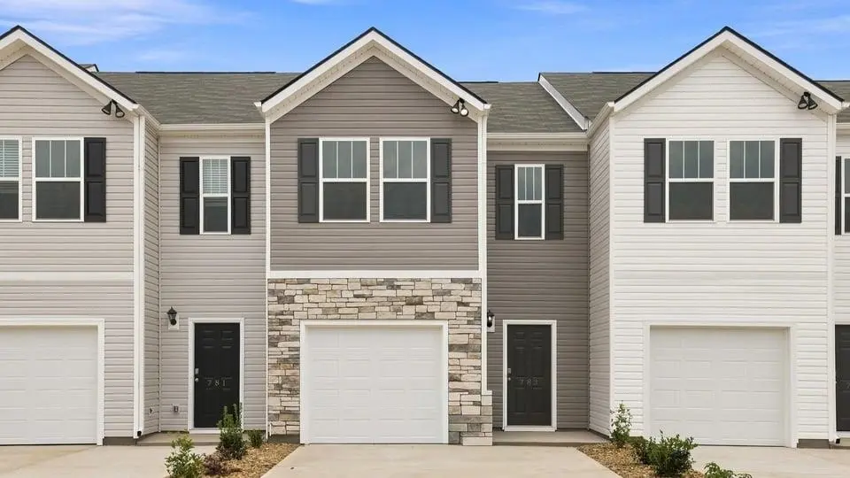 783 Embark CIR, Greer, SC 29651