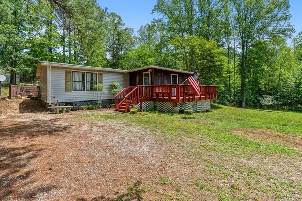 460 Brownings Cove, Shipman, VA 22971