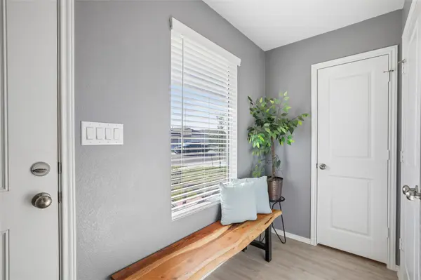 116 Painted Night RD, Hutto, TX 78634
