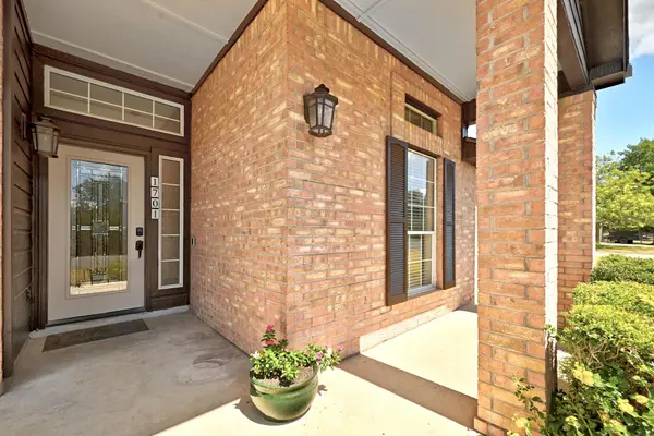 1701 E 19th ST, Georgetown, TX 78626