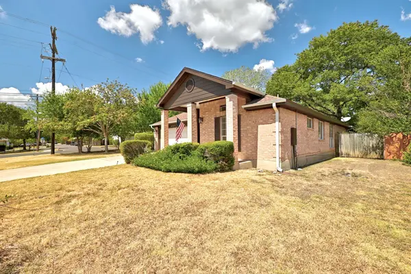 1701 E 19th ST, Georgetown, TX 78626