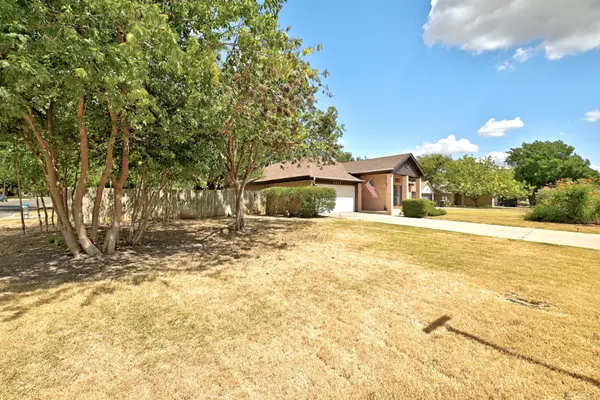1701 E 19th ST, Georgetown, TX 78626