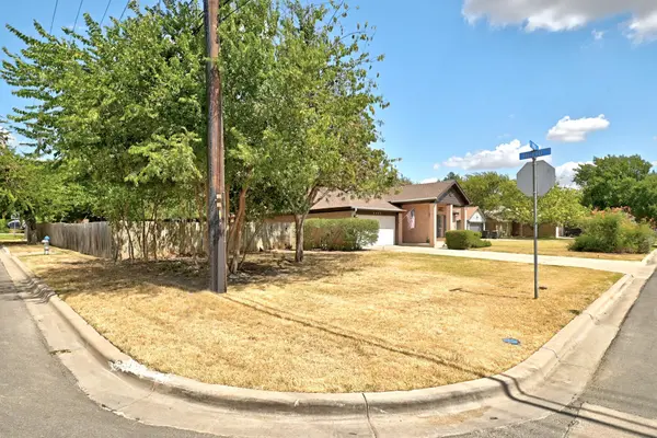 1701 E 19th ST, Georgetown, TX 78626