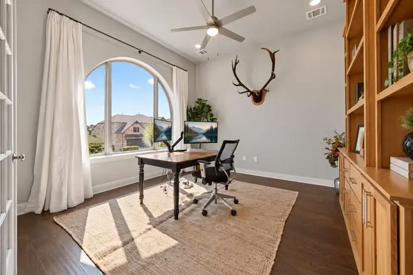 7508 Colibri DR, Austin, TX 78738