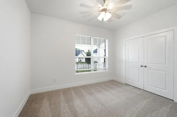 252 Villars DR, Salado, TX 76571