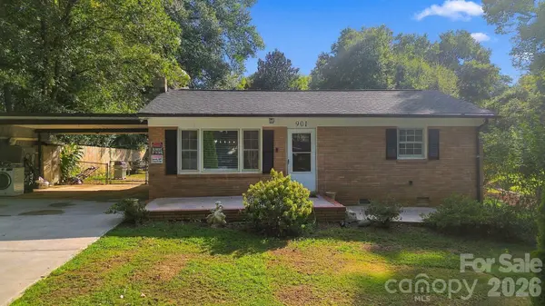901 Furman ST, Dallas, NC 28034