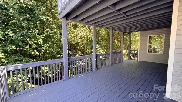 6226 Dumont LN, Charlotte, NC 28269