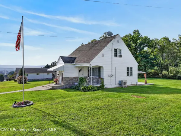 1244 Bennett ST, Old Forge, PA 18518