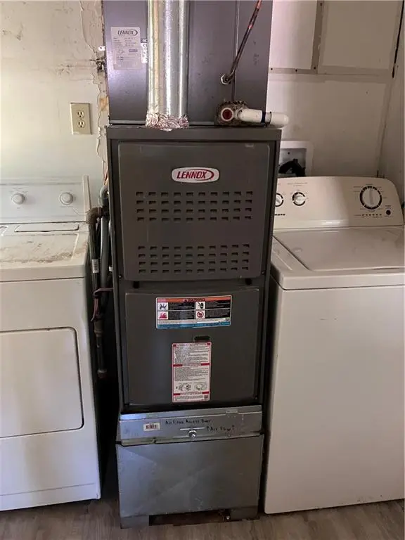 108 W Kansas AVE, Blue Mound, KS 66010