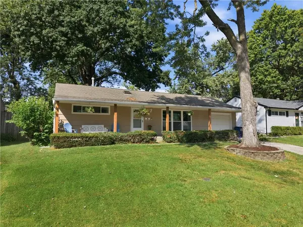 5914 N Park AVE, Gladstone, MO 64118
