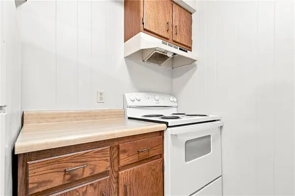 234 SE 121st RD, Warrensburg, MO 64093