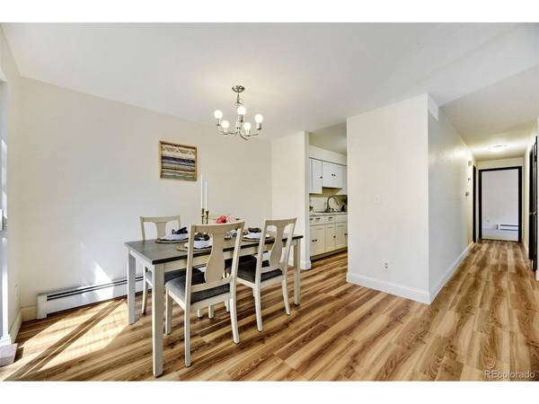 81 Newark #D, Aurora, CO 80012