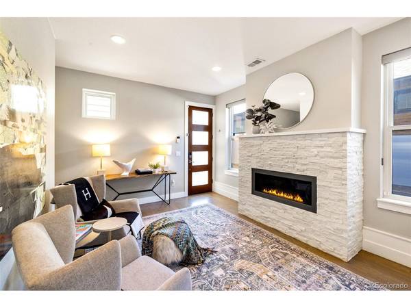 558 Madison, Denver, CO 80206