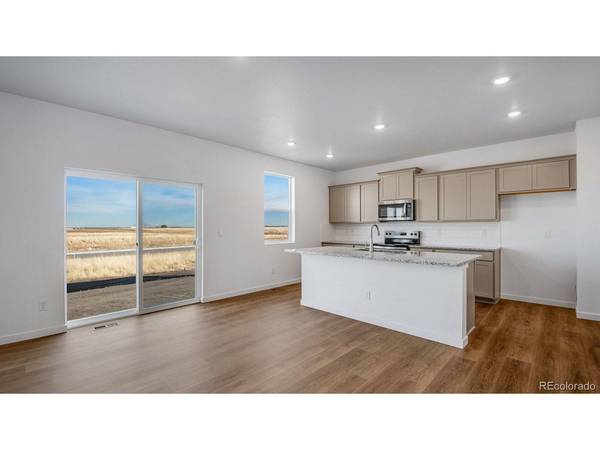 43112 Castle Stuart, Elizabeth, CO 80107
